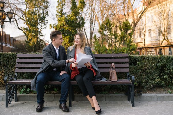 Explorez notre sélection de bancs extérieurs design et durables